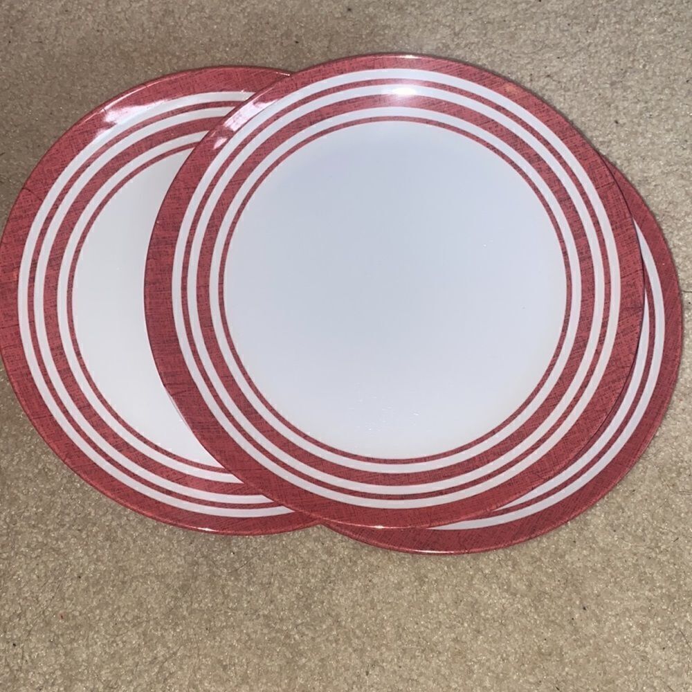 Real Simple Striped Set of Four Melamine Plates!
